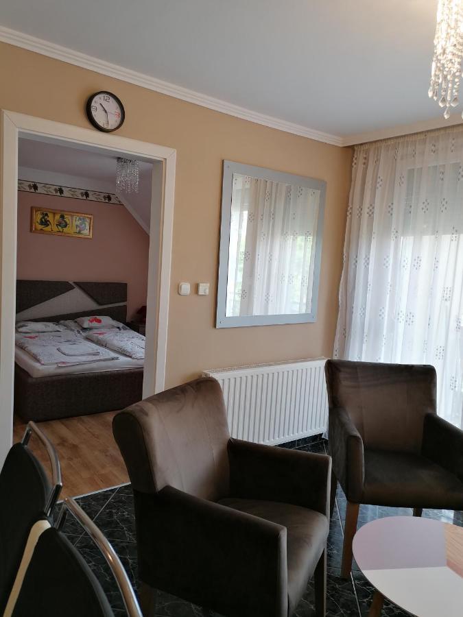 Bettina47 Apartman Hajdúszoboszló Exterior foto