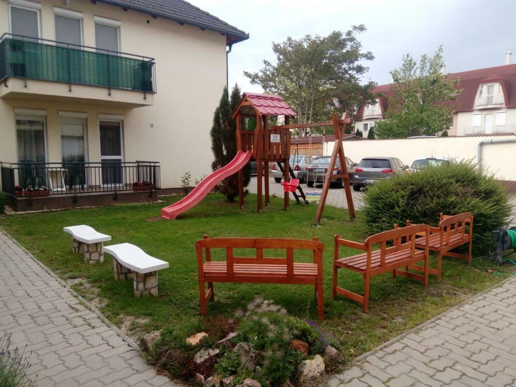 Bettina47 Apartman Hajdúszoboszló Exterior foto
